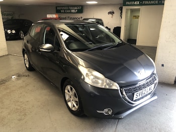Used Peugeot 208 2012 for sale - 77003815: Photo