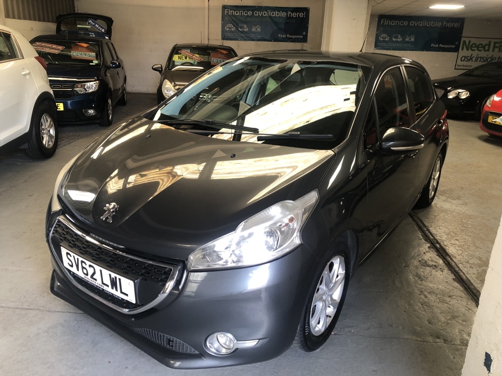 Used Peugeot 208 2012 for sale - 77003815: Photo 3