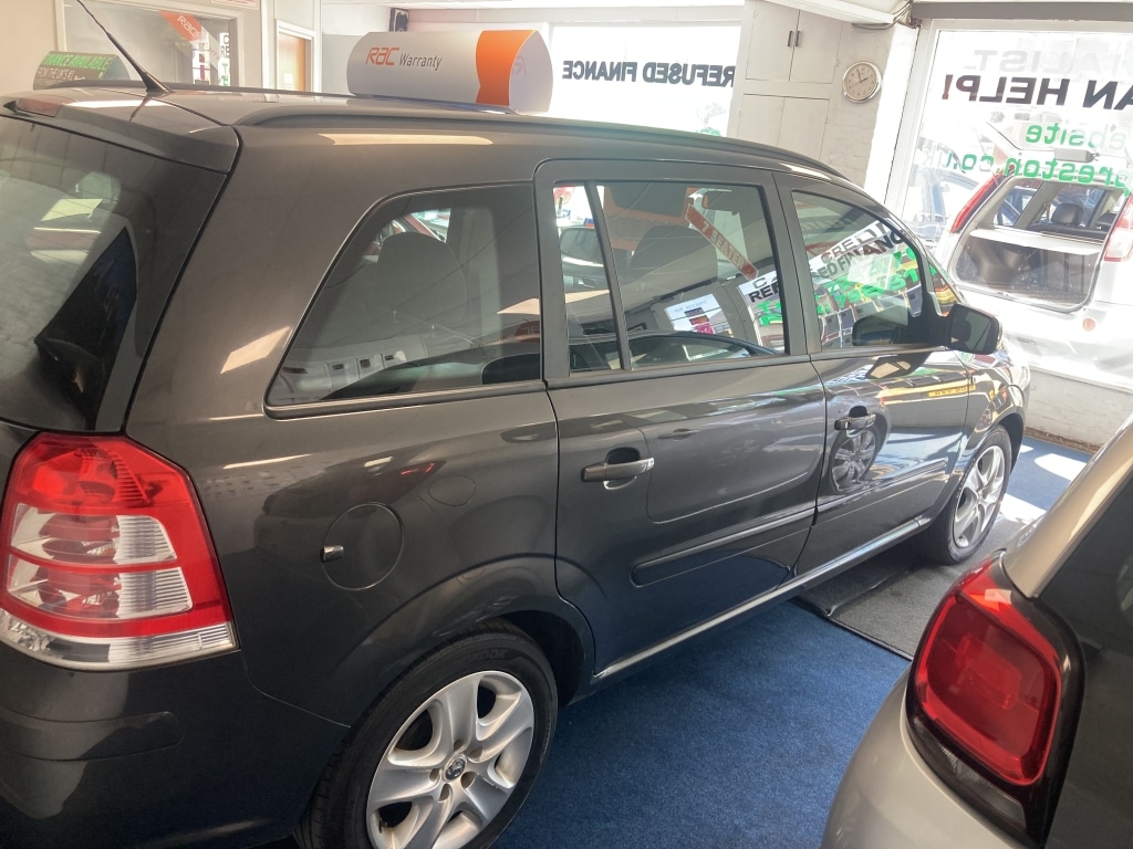 Used Vauxhall Zafira 2013 for sale - 78040615: Photo 2