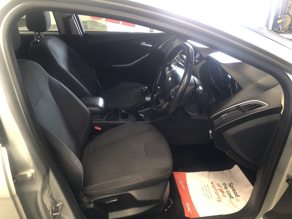 Used Ford Focus 2014 for sale - 77003818: Photo 9