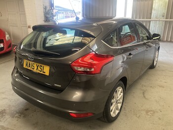 Used Ford Focus 2015 for sale - 77003800: Photo
