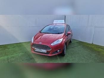 2016 (16) - Titanium T 5-Door
