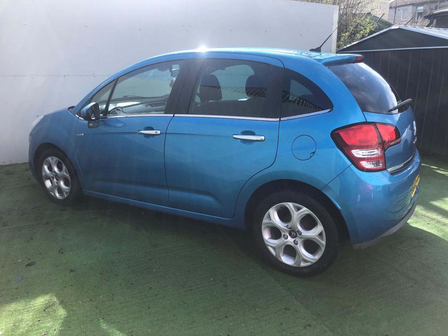 Vehicle 9