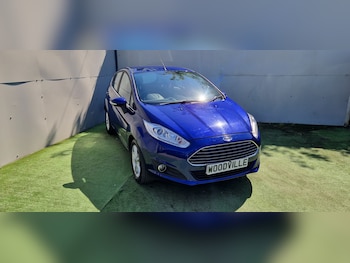 Used Ford Fiesta 2016 for sale - 74605992: Photo
