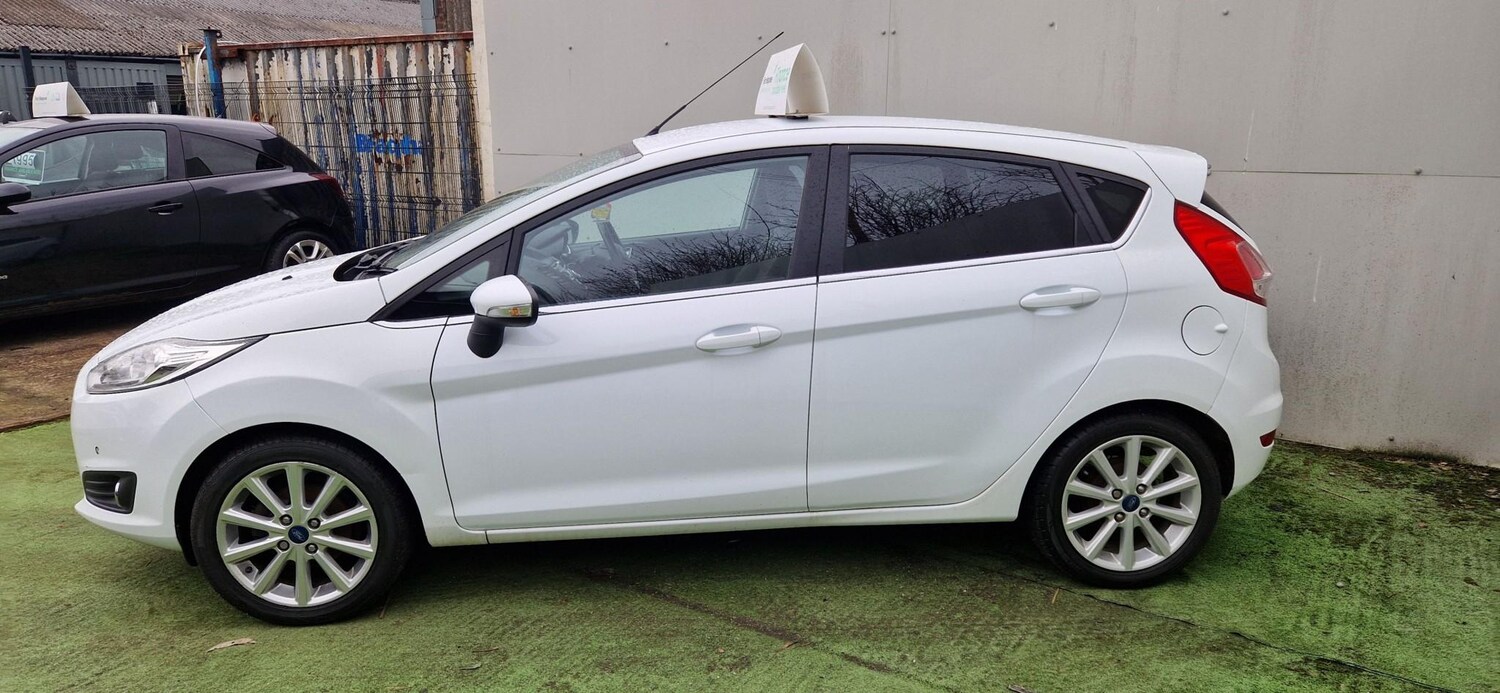 Used Ford Fiesta 2015 for sale - 73770931: Photo 9
