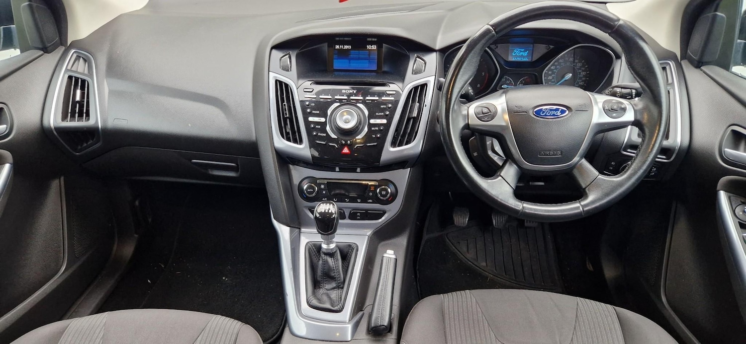 Used Ford Focus 2013 for sale - 76385330: Photo 11