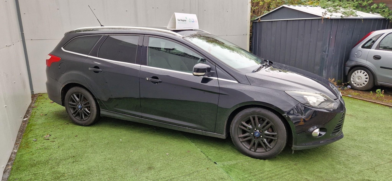 Used Ford Focus 2013 for sale - 76385330: Photo 4