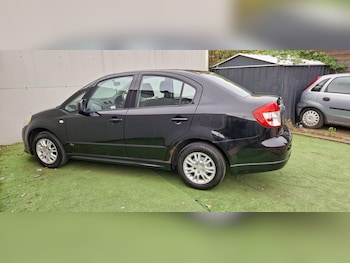 Used Suzuki SX4 2011 for sale - 76105158: Photo 4