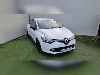 Used Renault Clio 2015 for sale - 76685495: Photo