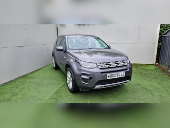 Used Land Rover Discovery Sport 2016 for sale - 78838923: Photo