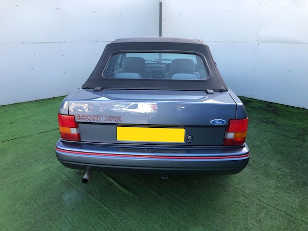 Used Ford Escort 1991 for sale - 69673861: Photo 13