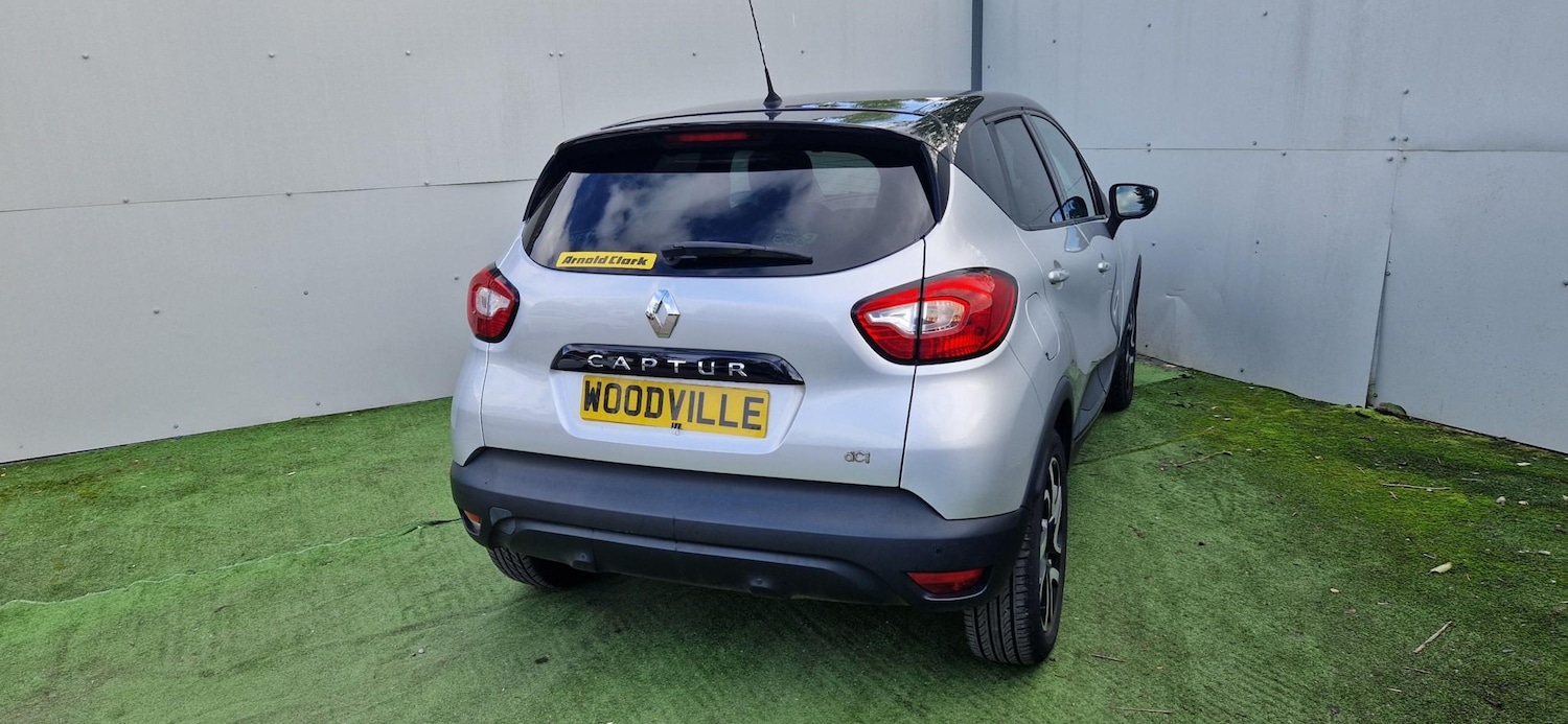 Used Renault Captur 2015 for sale - 76009032: Photo 11