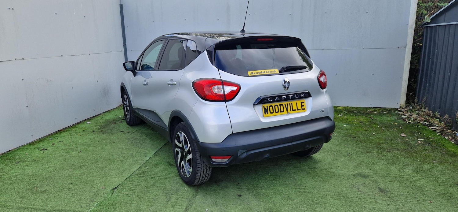 Used Renault Captur 2015 for sale - 76009032: Photo 9