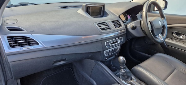 Used Renault Megane 2015 for sale - 76245039: Photo 12