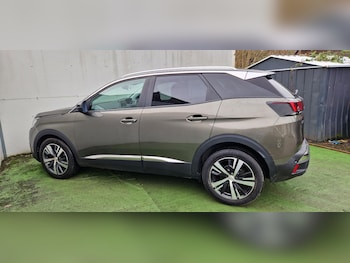 Used Peugeot 3008 2017 for sale - 77520013: Photo