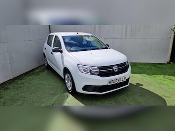 Used Dacia Sandero 2018 for sale - 78255929: Photo