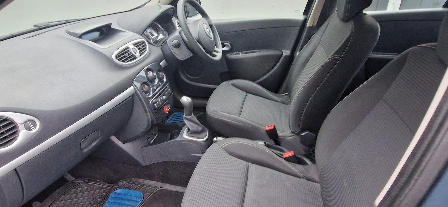 Used Renault Clio 2012 for sale - 77421211: Photo 13