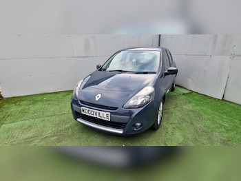 Used Renault Clio 2012 for sale - 77421211: Photo