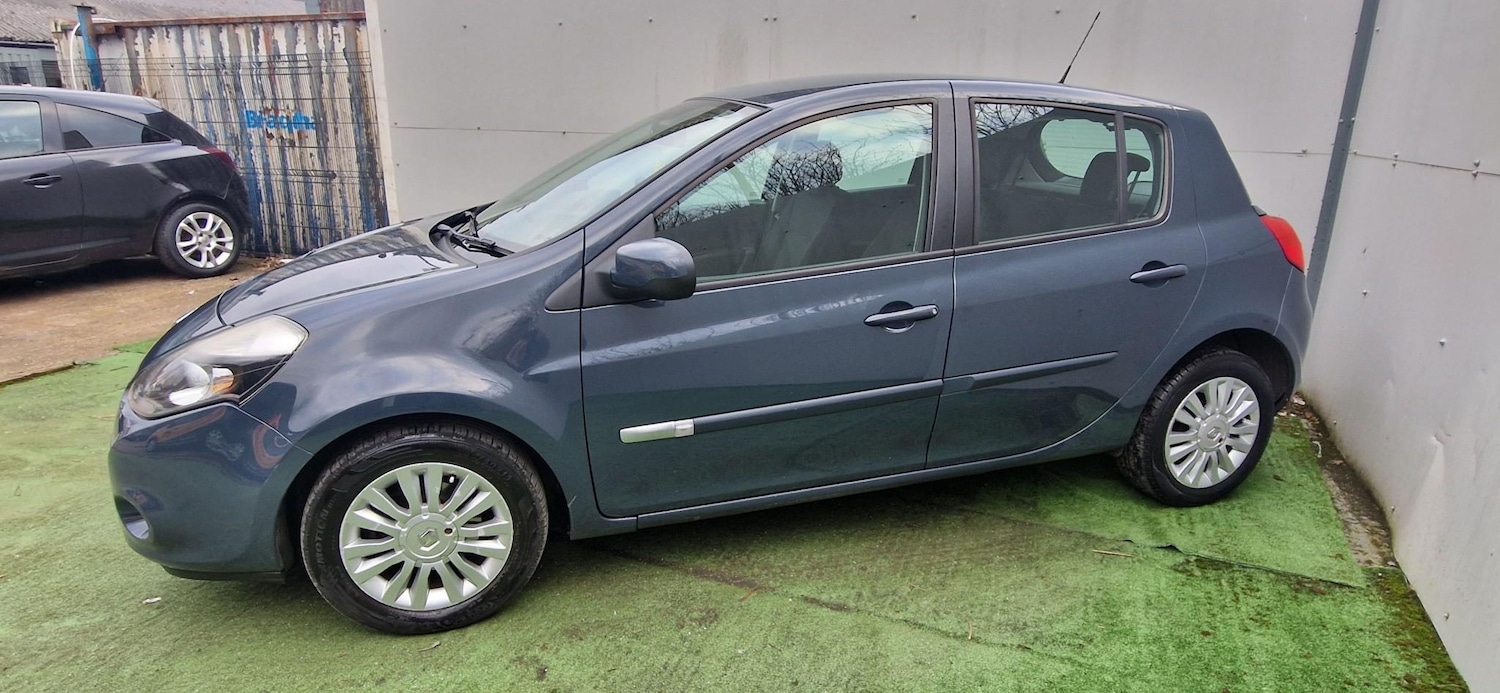 Used Renault Clio 2012 for sale - 77421211: Photo 6