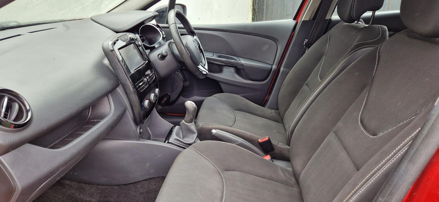 Used Renault Clio 2015 for sale - 77819999: Photo 15