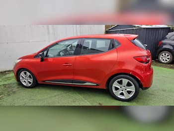 Used Renault Clio 2015 for sale - 77819999: Photo