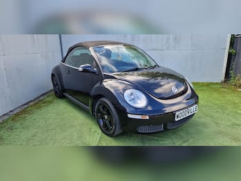 Used Volkswagen Beetle 2010 for sale - 79505221: Photo