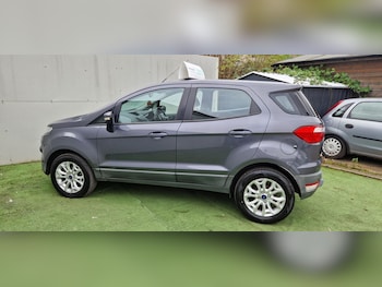 Used Ford Ecosport 2017 for sale - 76290779: Photo 4