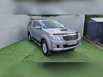 Used Toyota Hilux 2015 for sale - 75073144: Photo