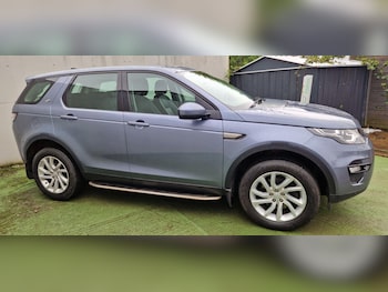 Used Land Rover Discovery Sport 2018 for sale - 78225769: Photo