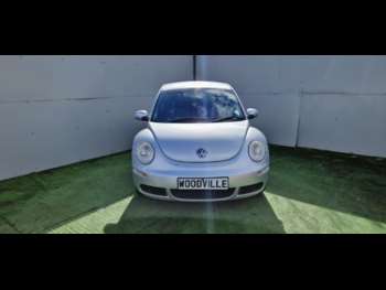 Used Volkswagen Beetle 2010 for sale - 74064420: Photo