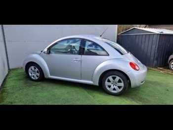 Used Volkswagen Beetle 2010 for sale - 74064420: Photo
