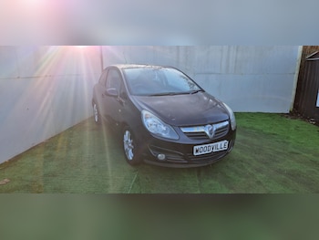 Used Vauxhall Corsa 2009 for sale - 77048237: Photo