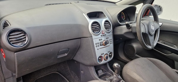 Used Vauxhall Corsa 2011 for sale - 76322634: Photo 13