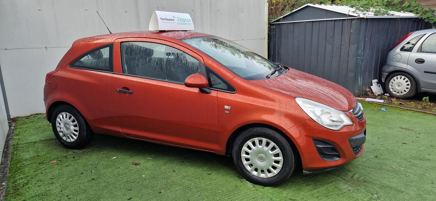 Used Vauxhall Corsa 2011 for sale - 76322634: Photo 4