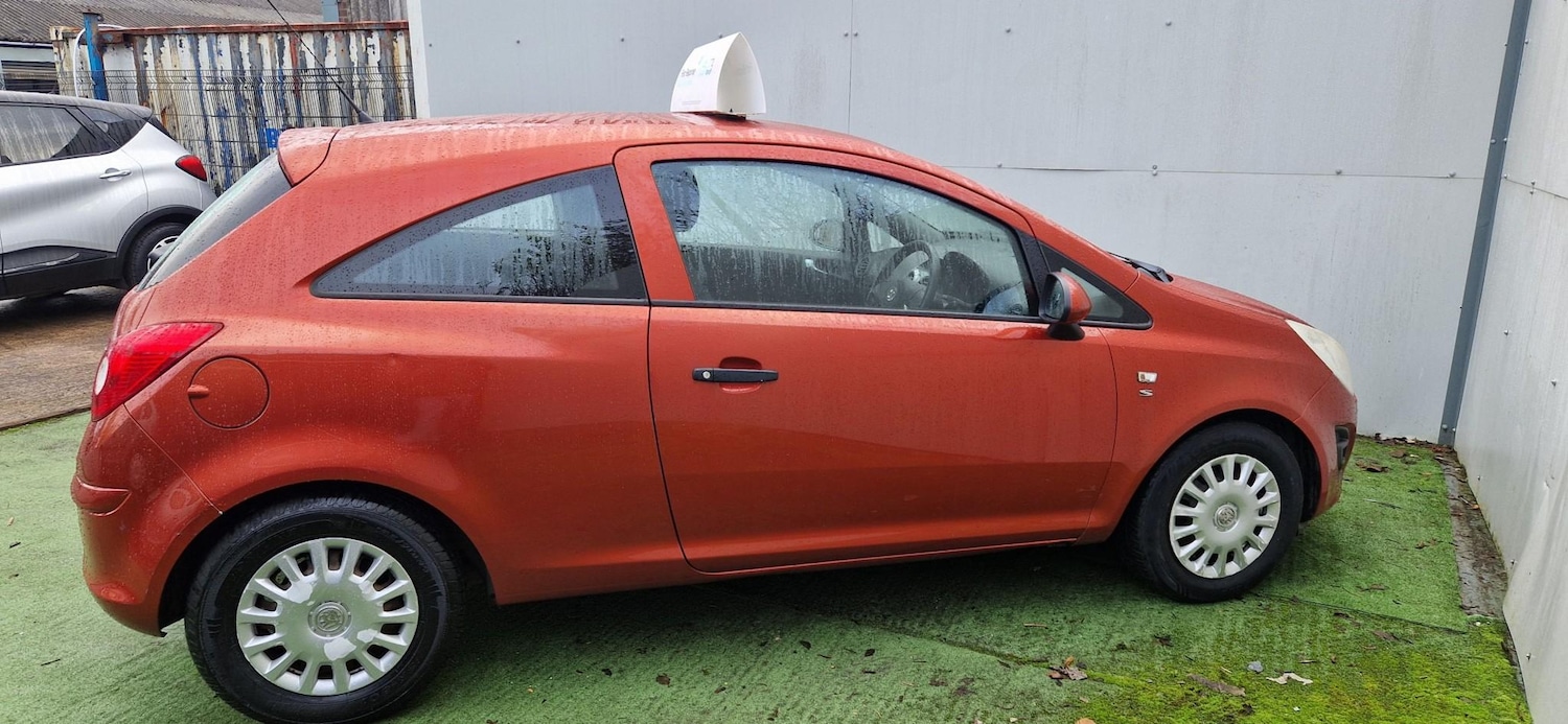 Used Vauxhall Corsa 2011 for sale - 76322634: Photo 5