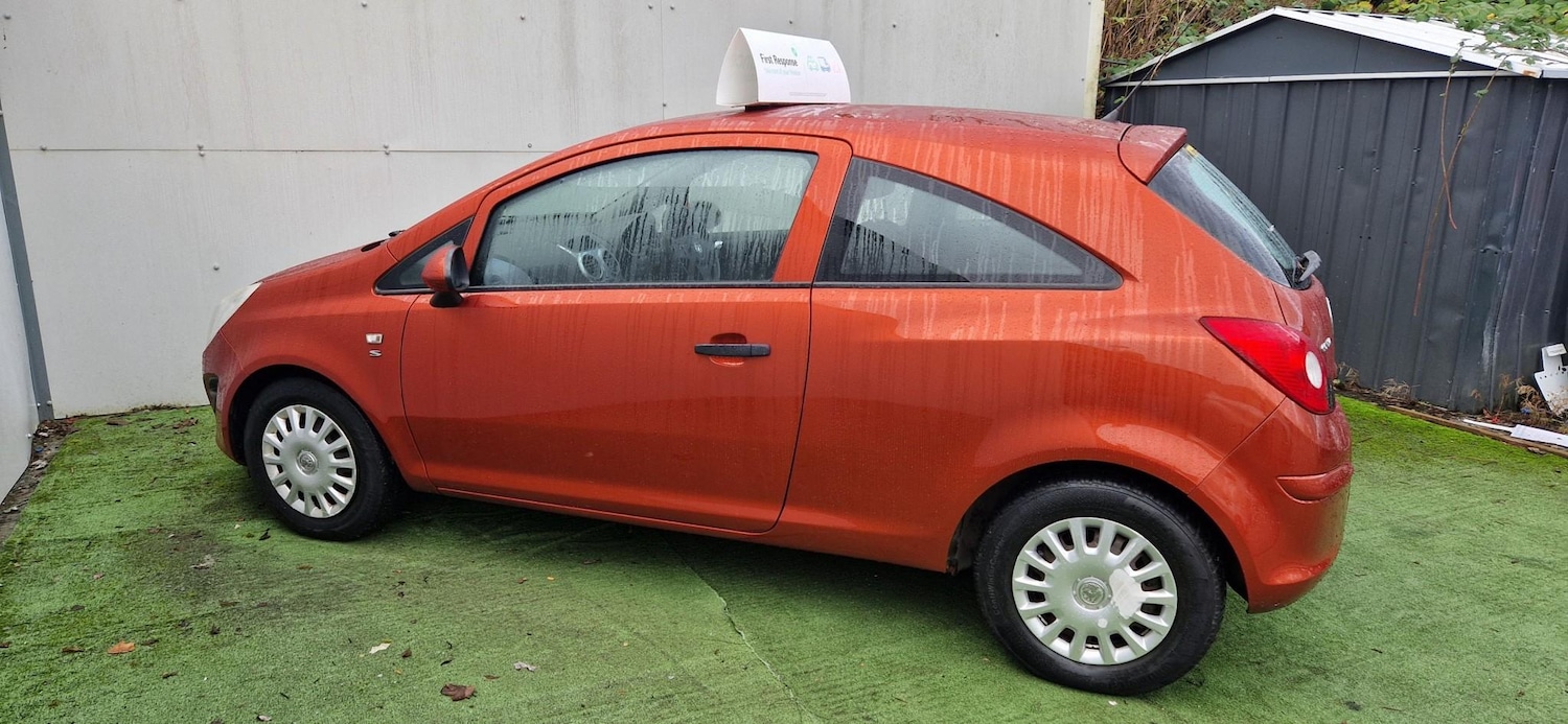 Used Vauxhall Corsa 2011 for sale - 76322634: Photo 6