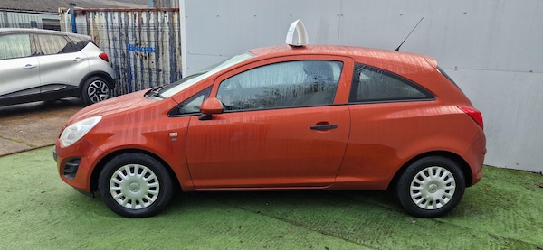 Used Vauxhall Corsa 2011 for sale - 76322634: Photo 7