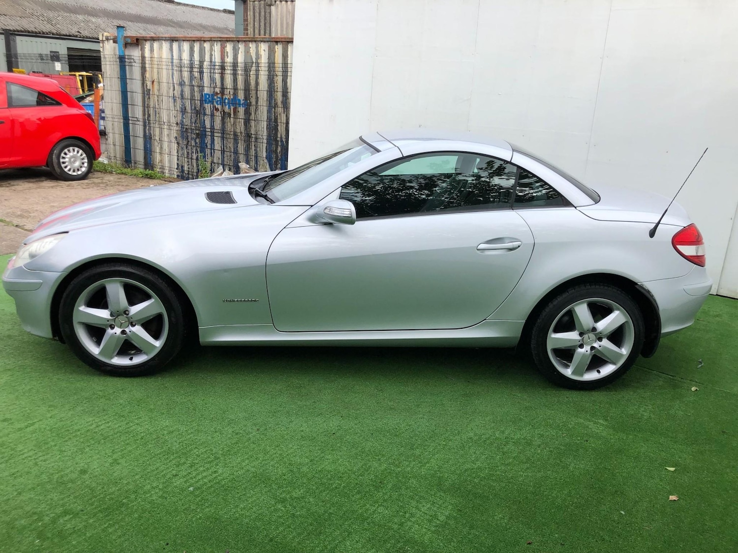 Used Mercedes-Benz SLK 2005 for sale - 78082021: Photo 9