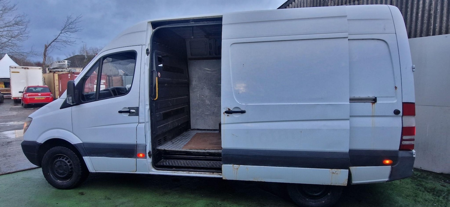 Used Mercedes-Benz Sprinter 2010 for sale - 77037074: Photo 10