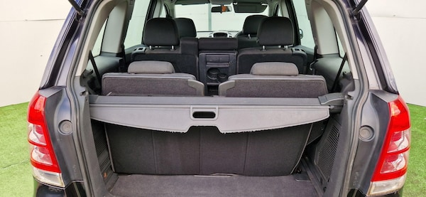 Used Vauxhall Zafira 2010 for sale - 72029665: Photo 18