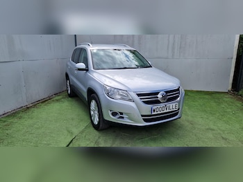Used Volkswagen Tiguan 2011 for sale - 79288024: Photo