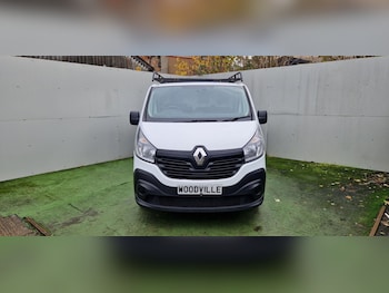 Used Renault Trafic 2017 for sale - 76453172: Photo
