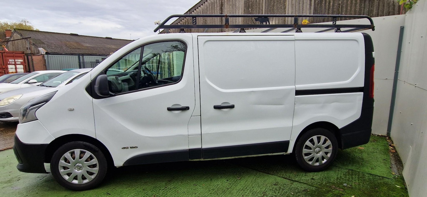 Used Renault Trafic 2017 for sale - 76453172: Photo 4