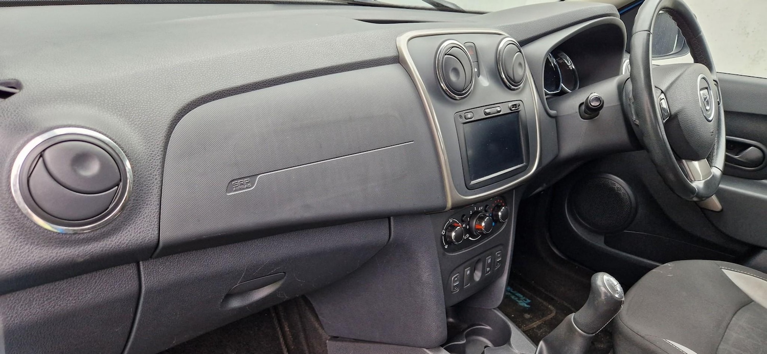 Used Dacia Sandero 2014 for sale - 77368021: Photo 12