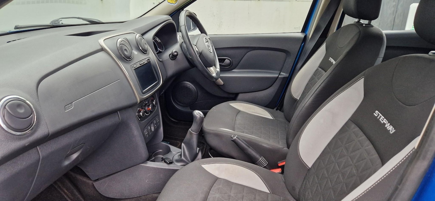 Used Dacia Sandero 2014 for sale - 77368021: Photo 13