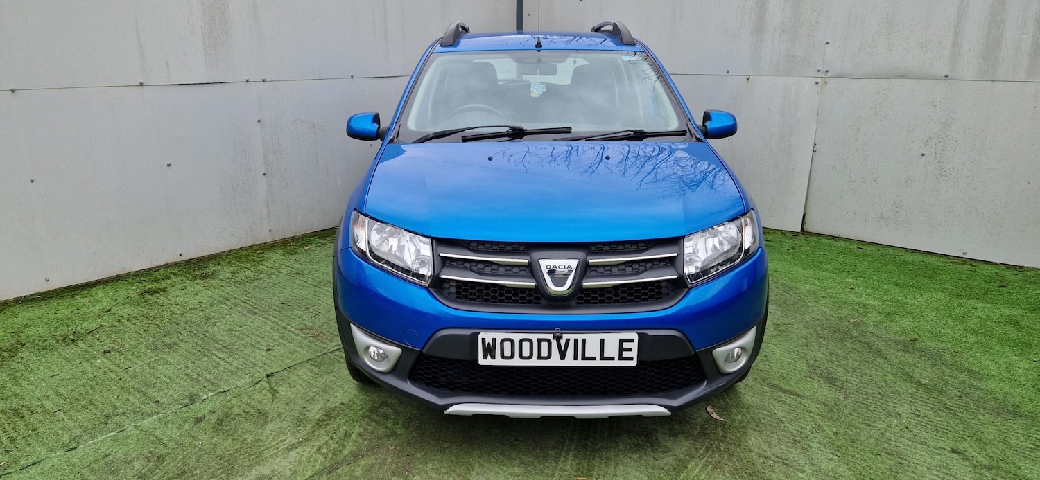 Used Dacia Sandero 2014 for sale - 77368021: Photo 2