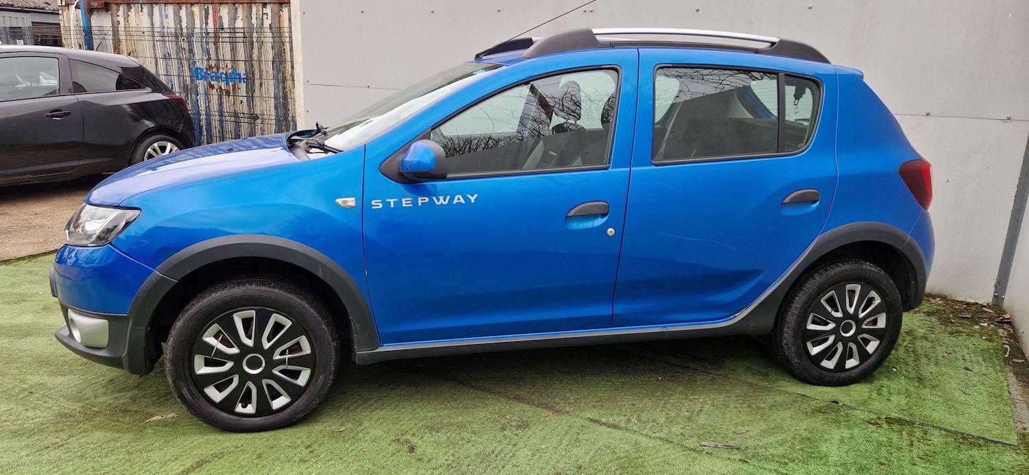 Used Dacia Sandero 2014 for sale - 77368021: Photo 5