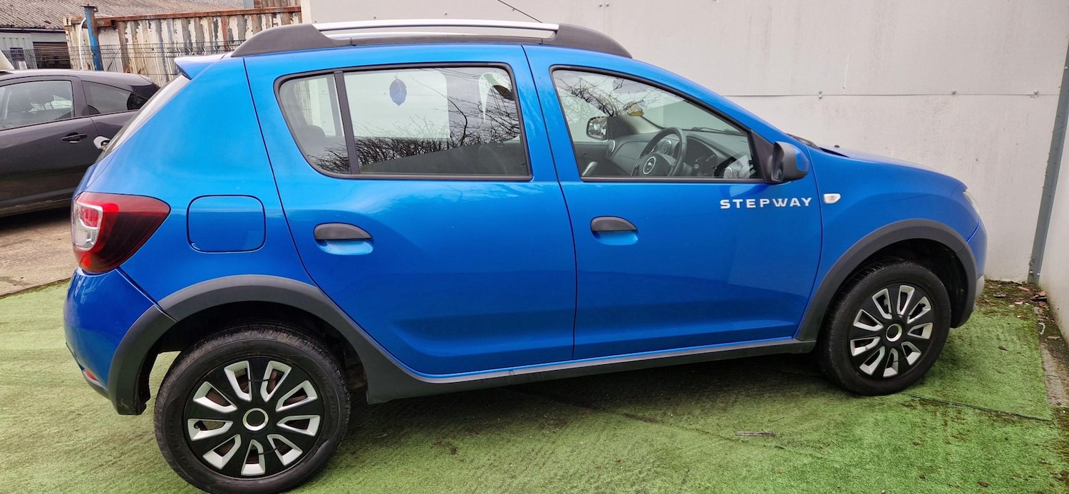 Used Dacia Sandero 2014 for sale - 77368021: Photo 7