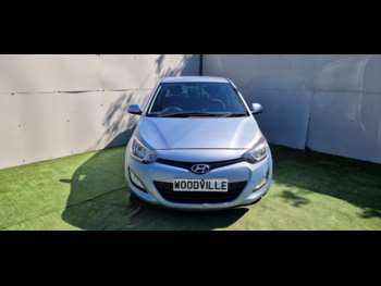 Used Hyundai i20 2012 for sale - 74637610: Photo