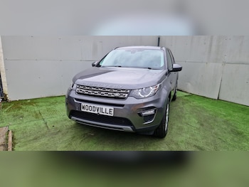 Used Land Rover Discovery Sport 2017 for sale - 77354973: Photo